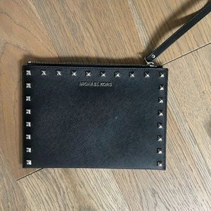 Michael Korse clutch